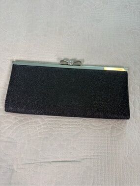 I.N.C. International Concepts Carolyn Glitter Clutch Black/ Silver Bow Closure✨